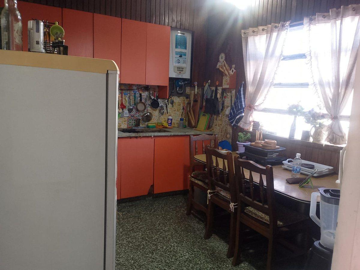 Foto de VENTA CASA VILLA SARMIENTO, FONDO LIBRE, GARAGE, imagen 5