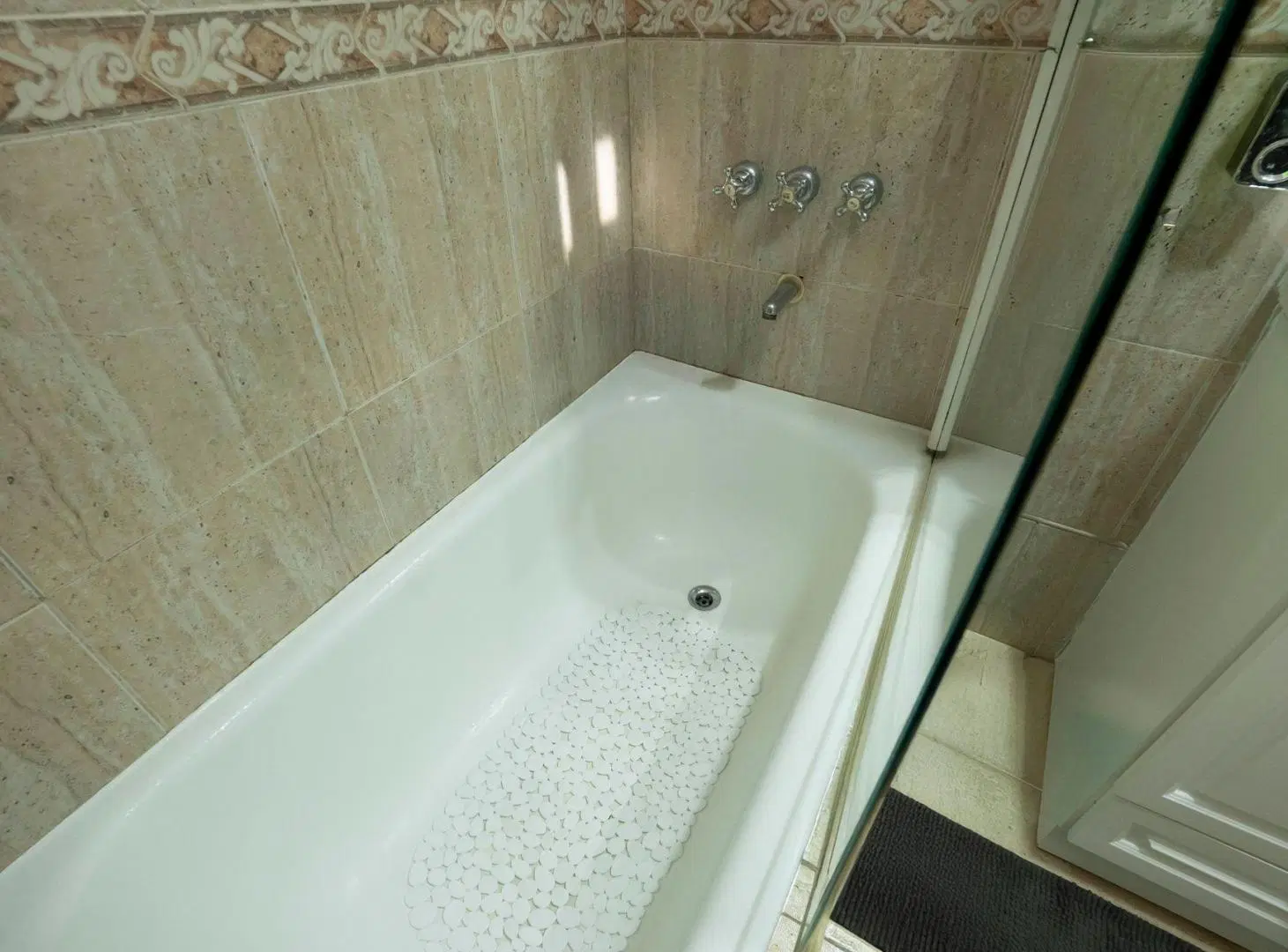VENTA TRES AMBIENTES CON BALCON EN WILDE 5