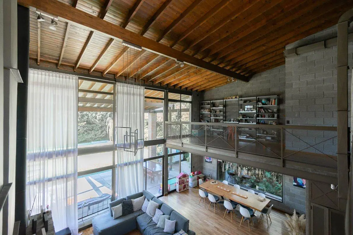 VENTA CASA 5 AMB EN BARRIO LOS SENDEROS 1 PILAR 4