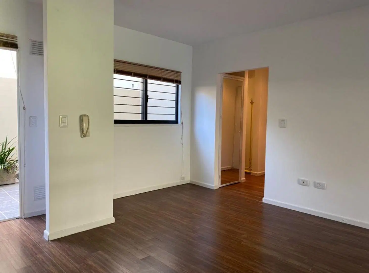 Alquiler Monoambiente - Patio y Balcón Apto Prof 2