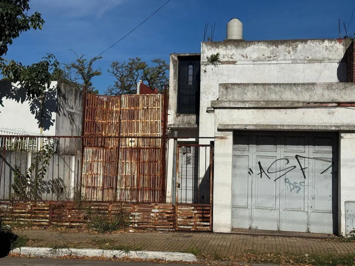 LOTE VENTA TEMPERLEY BARRIO INGLES 4