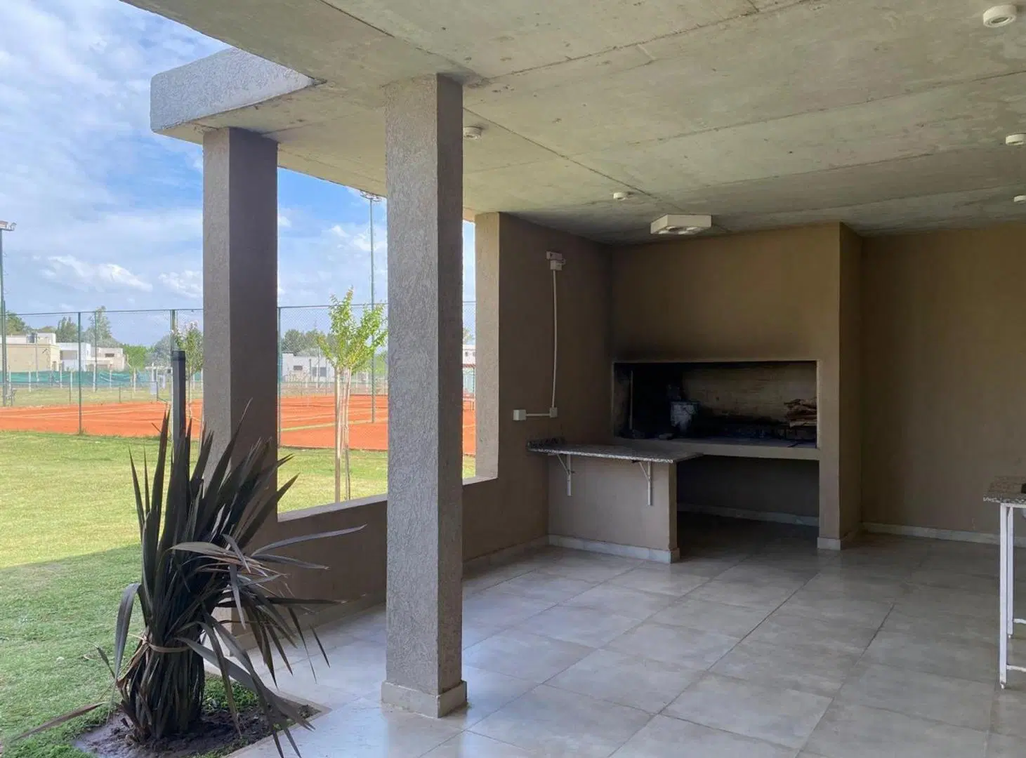Lote en Santa Lucia ubicación estratégica 4