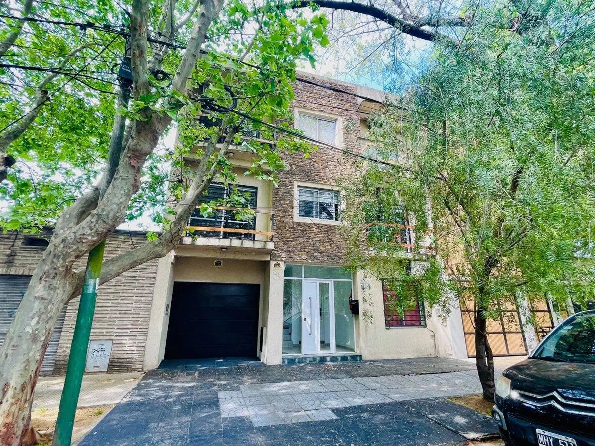VENTA DOS AMBIENTES CON BALCON EN LOMAS DE ZAMORA 2