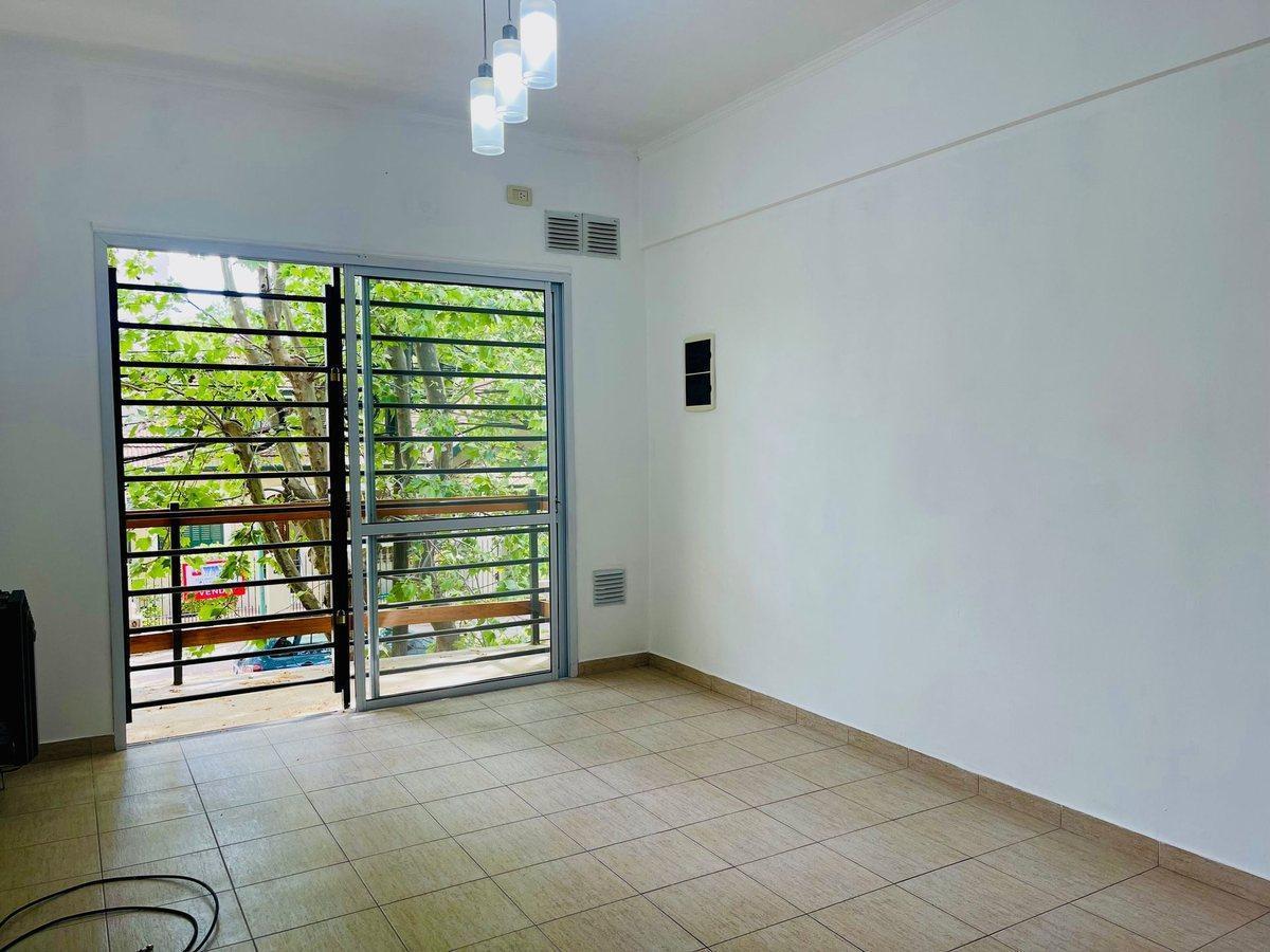 Foto de VENTA DOS AMBIENTES CON BALCON EN LOMAS DE ZAMORA, imagen 5
