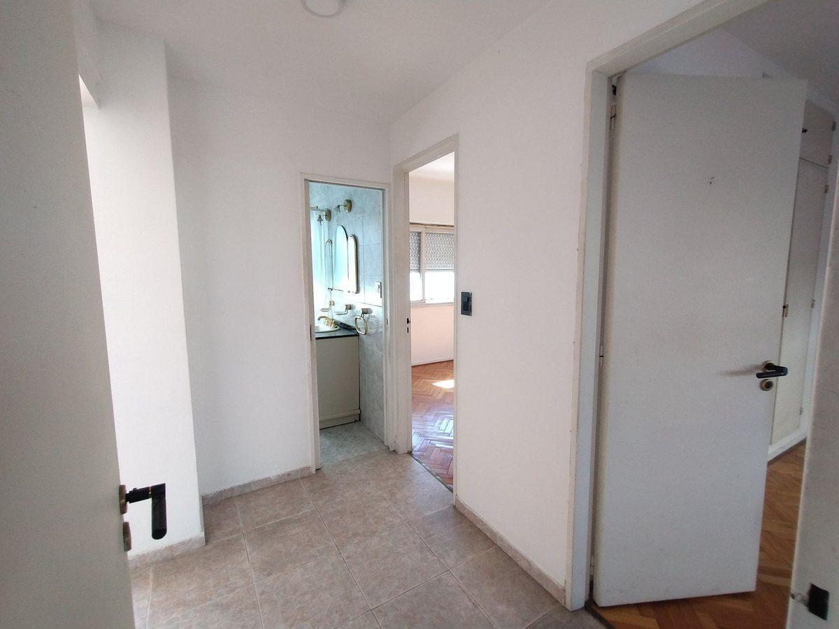 Foto de Departamento en venta 3amb muy luminoso Floresta, imagen 2