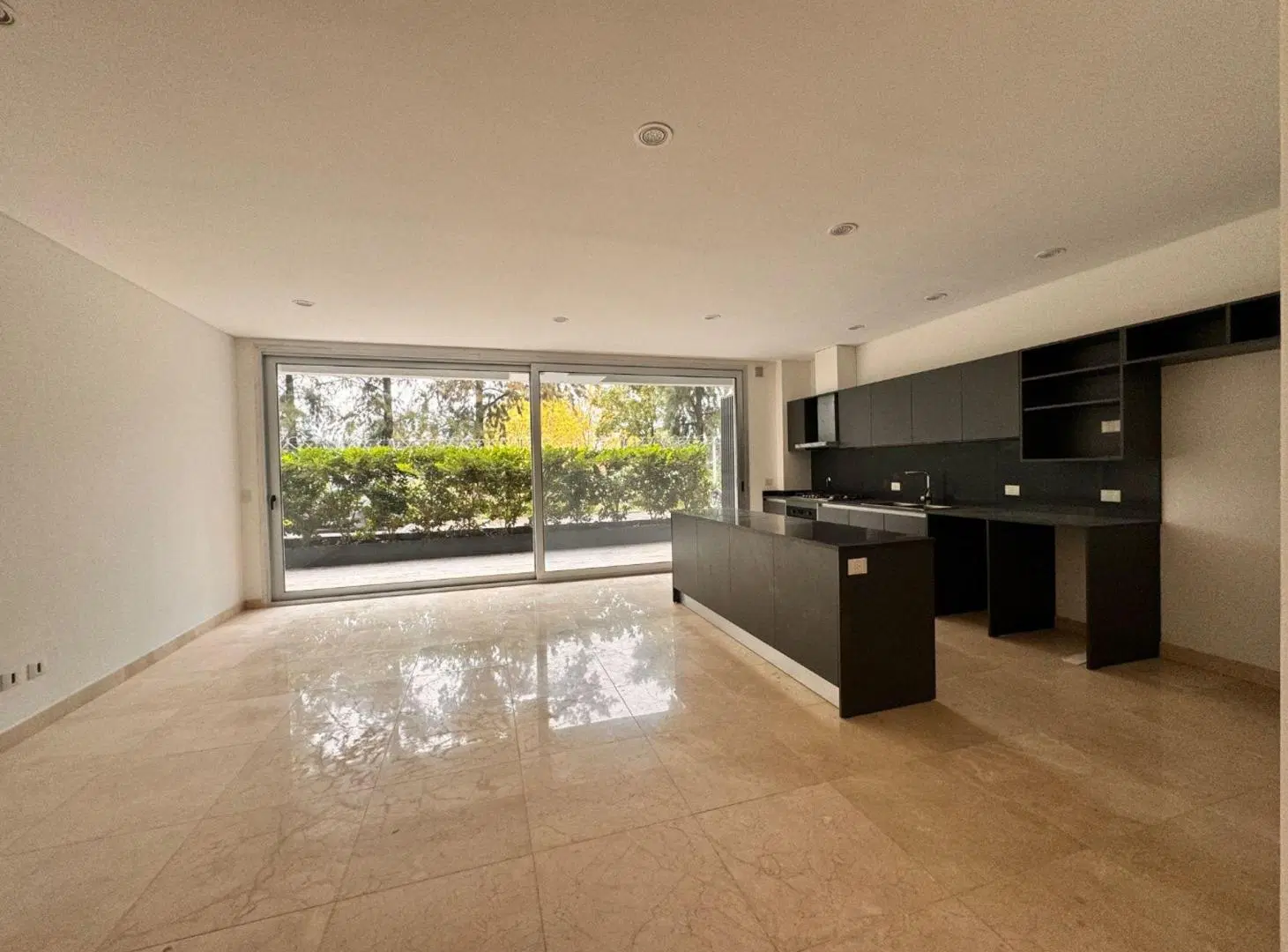 VENTA DEPARTAMENTO DE 3 AMBIENTES EN BOUQUET 8