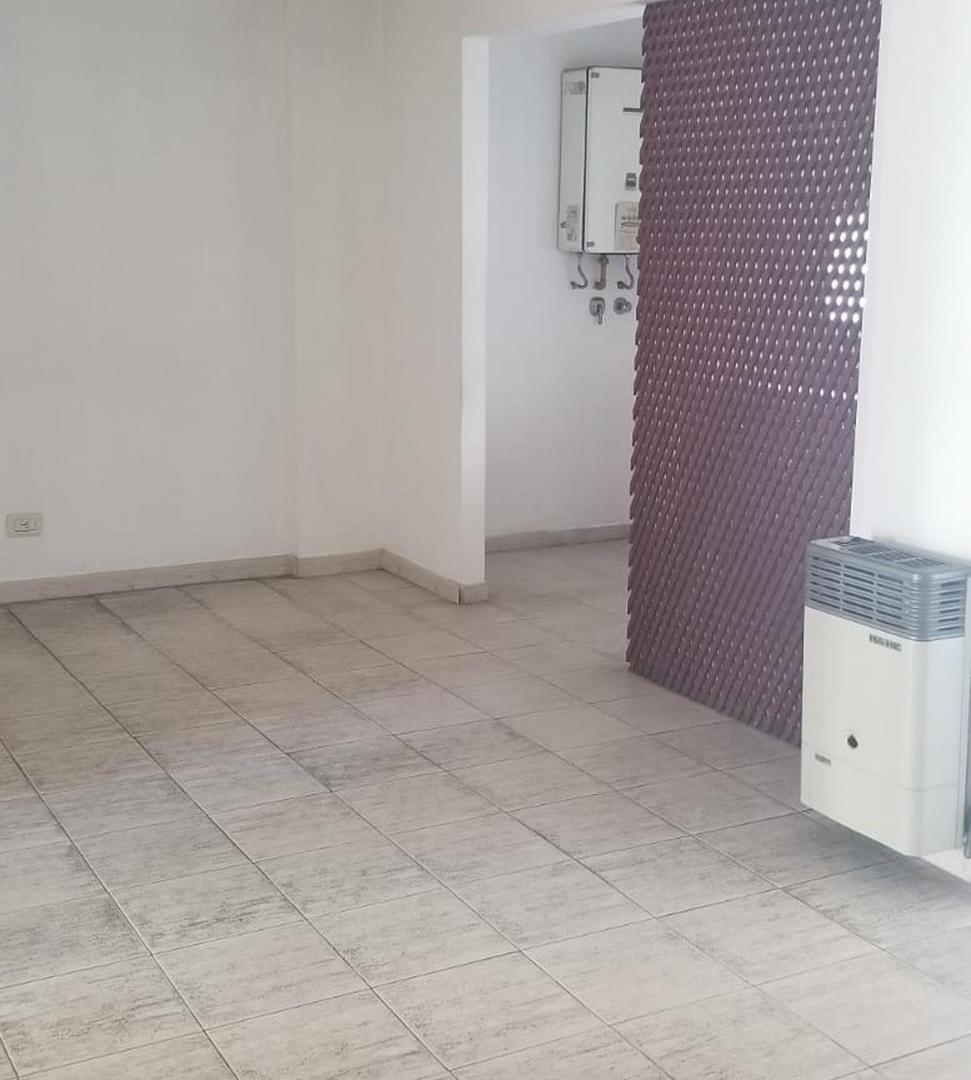 Foto de PH en venta en Lanús Oeste Excelente ubicación, imagen 5
