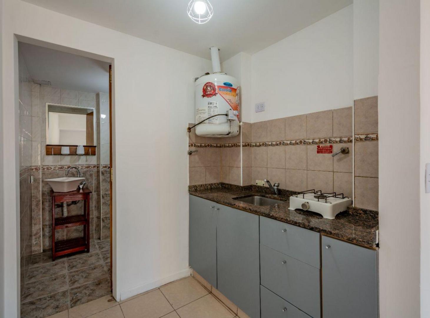 Foto de Venta Depto al Frente con Balcón Moron, imagen 1