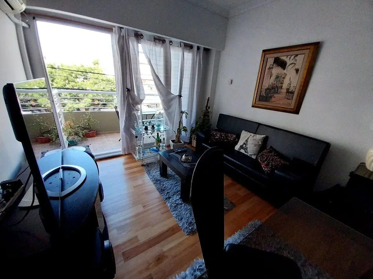 VILLA URQUIZA 3 AMBIENTES AL FRENTE BALCON Y PATIO 2