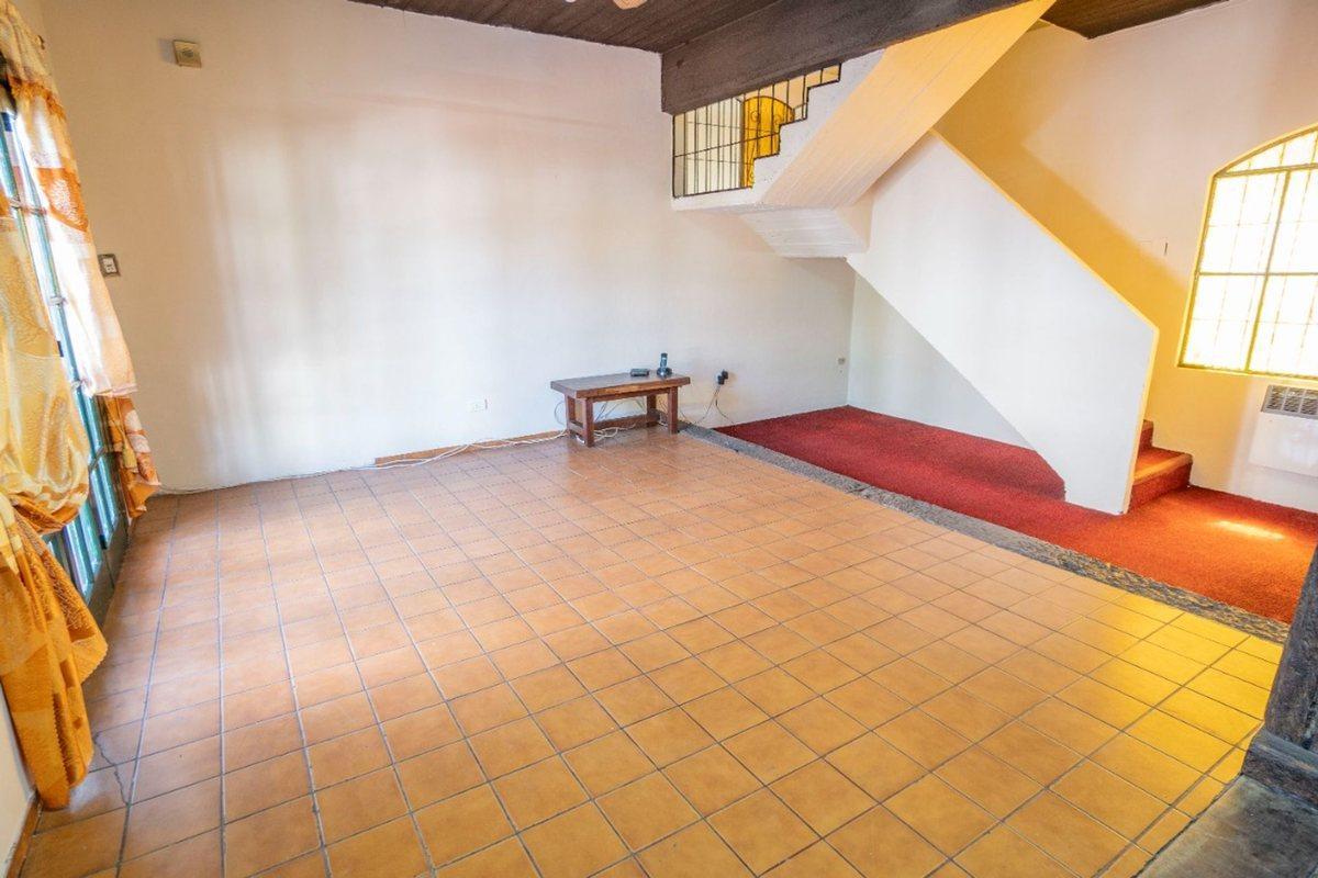 Foto de VENTA CASA CON QUINCHO Y COCHERA ALDO BONZI, imagen 1