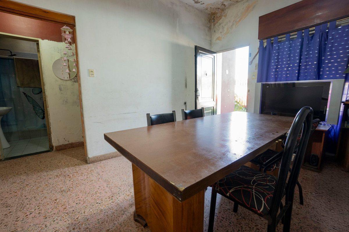 Foto de Venta de Casa para 2 familias en Ituzaingó, imagen 1