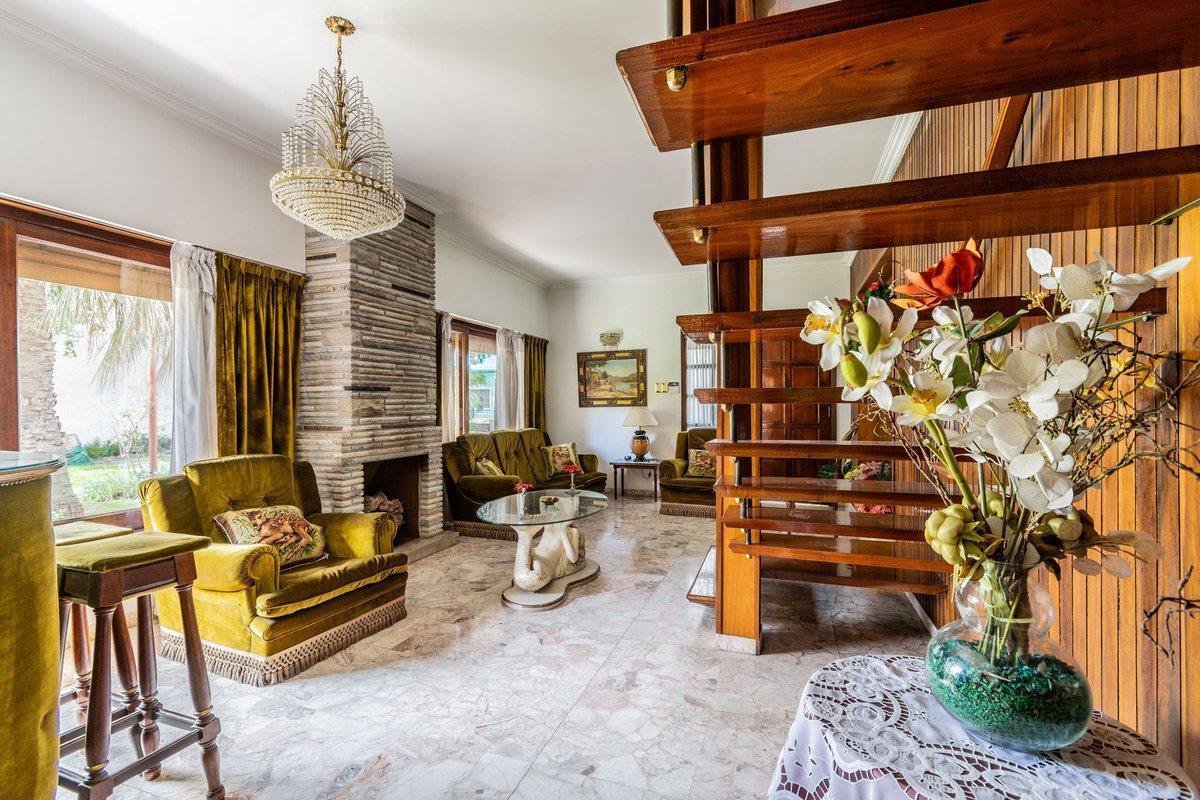 Foto de VENTA CASA EN QUILMES – PARQUE, QUINCHO Y COCHERA, imagen 2