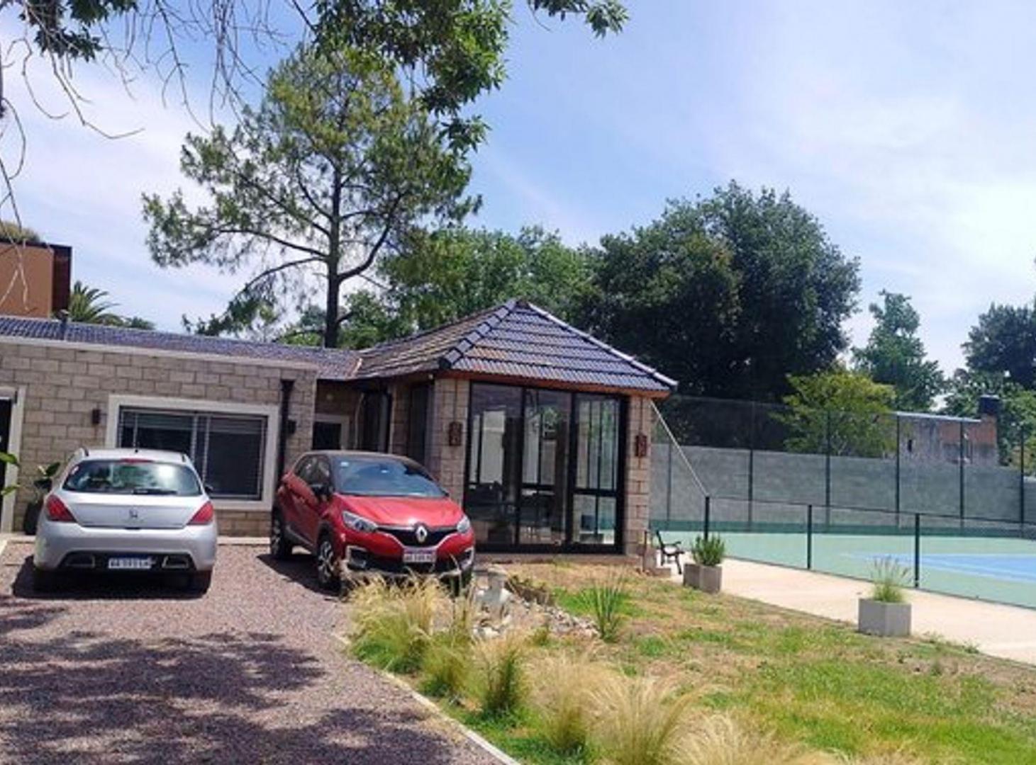 Foto de VENTA CASA 3 HAB., PILAR, CANCHA DE TENIS, imagen 4