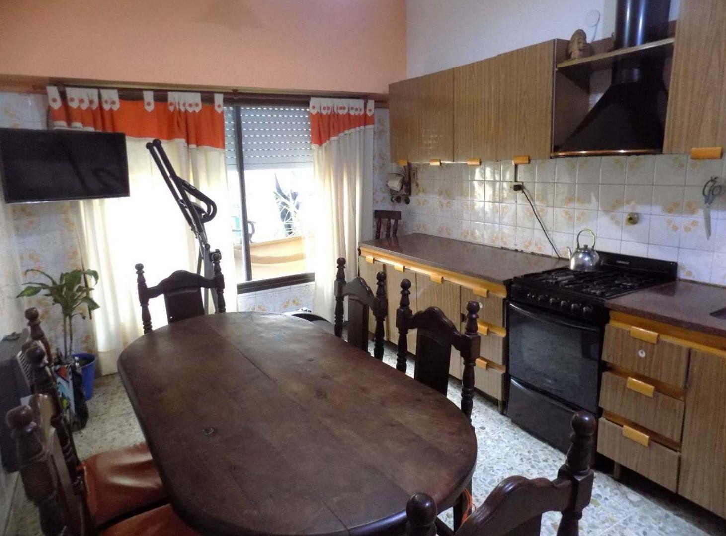Foto de VENTA PH 3 AMB. S/EXPENSAS TERRAZA, ESPACIOS EXTRA, imagen 2