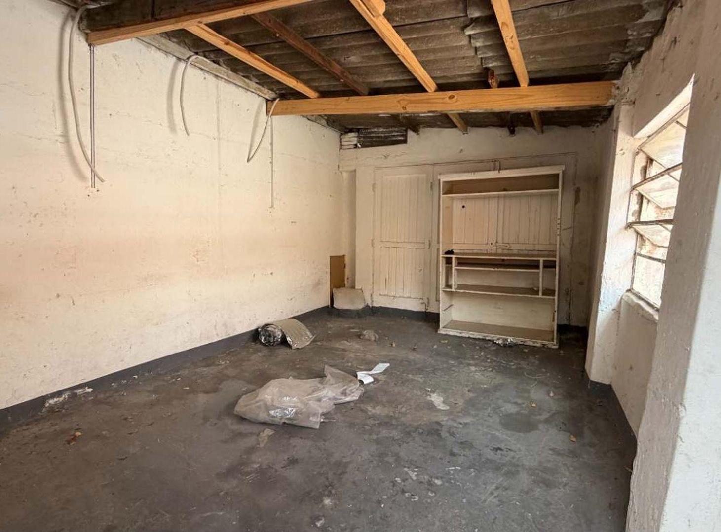 Foto de Casa a reciclar lote propio Parque Avellaneda, imagen 5