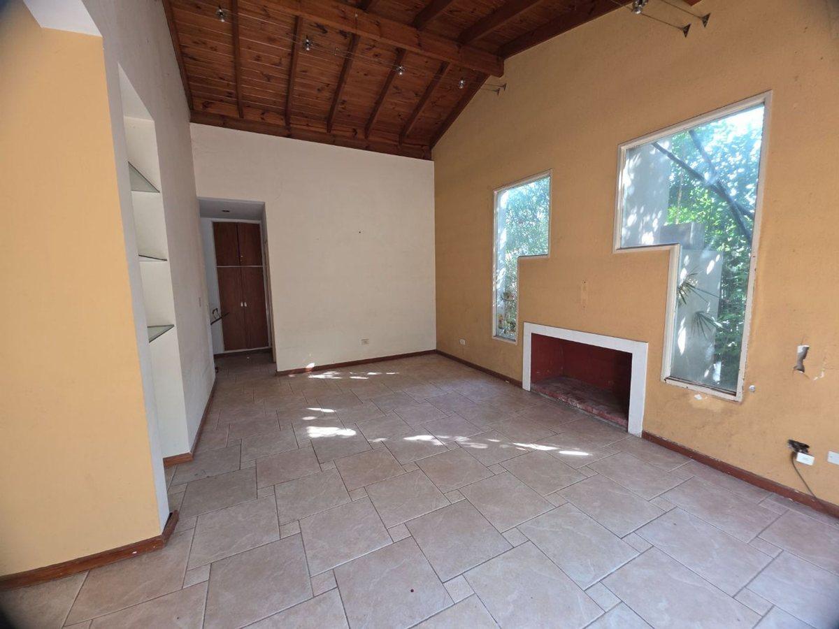 Foto de Casa 2 plantas,caldera, pileta,fondo, oportunidad, imagen 3