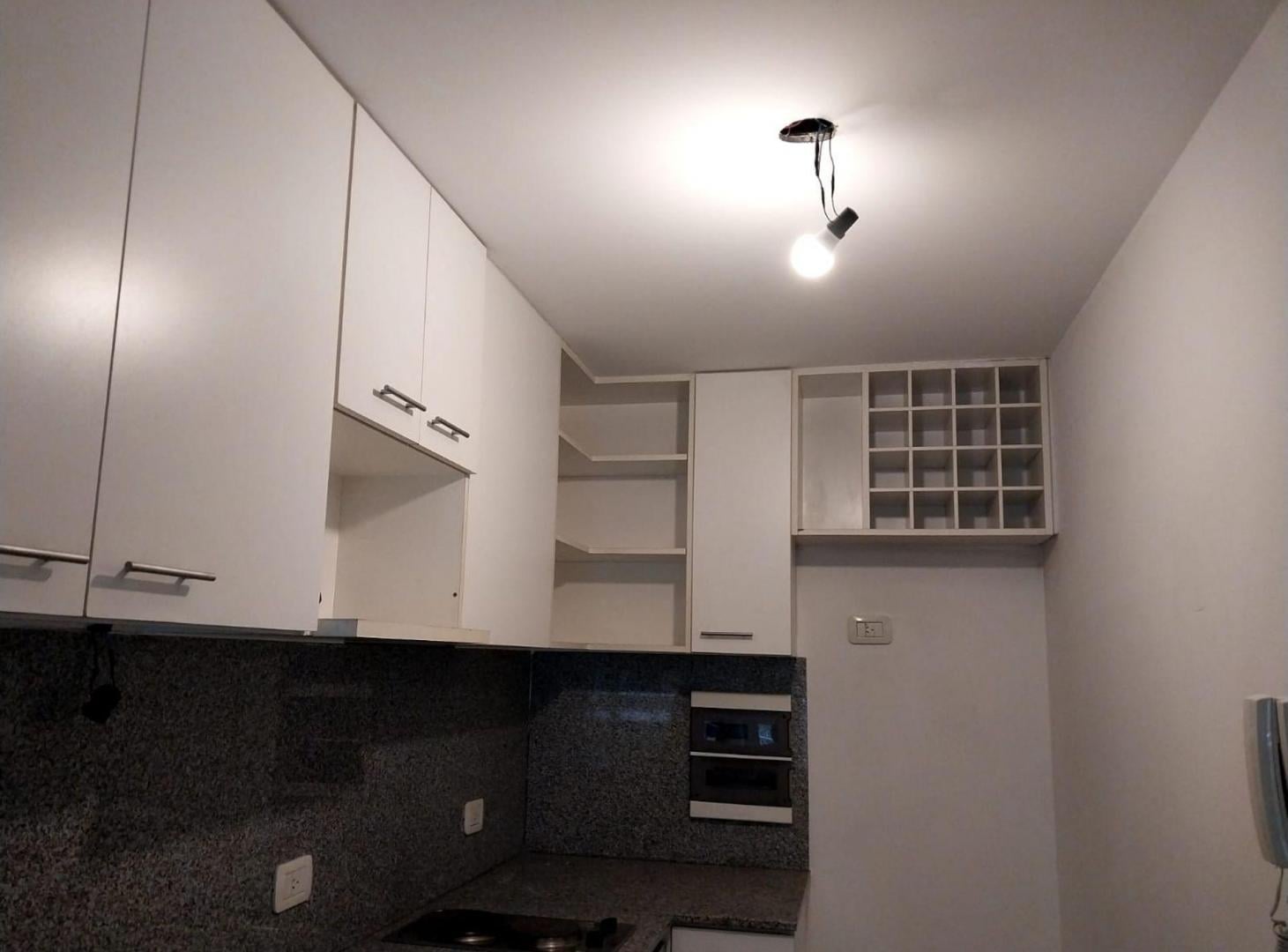 Foto de A METROS LIBERTADOR BALCON AL FRENTE BAÑO Y TOIL, imagen 2
