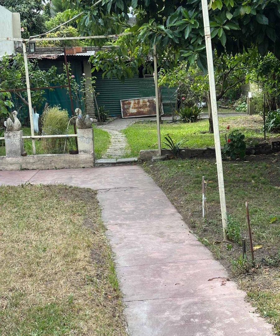 Foto de CASA EN FLORES. APTA MULTIPLES DESTINOS. 47 X 8,66, imagen 4