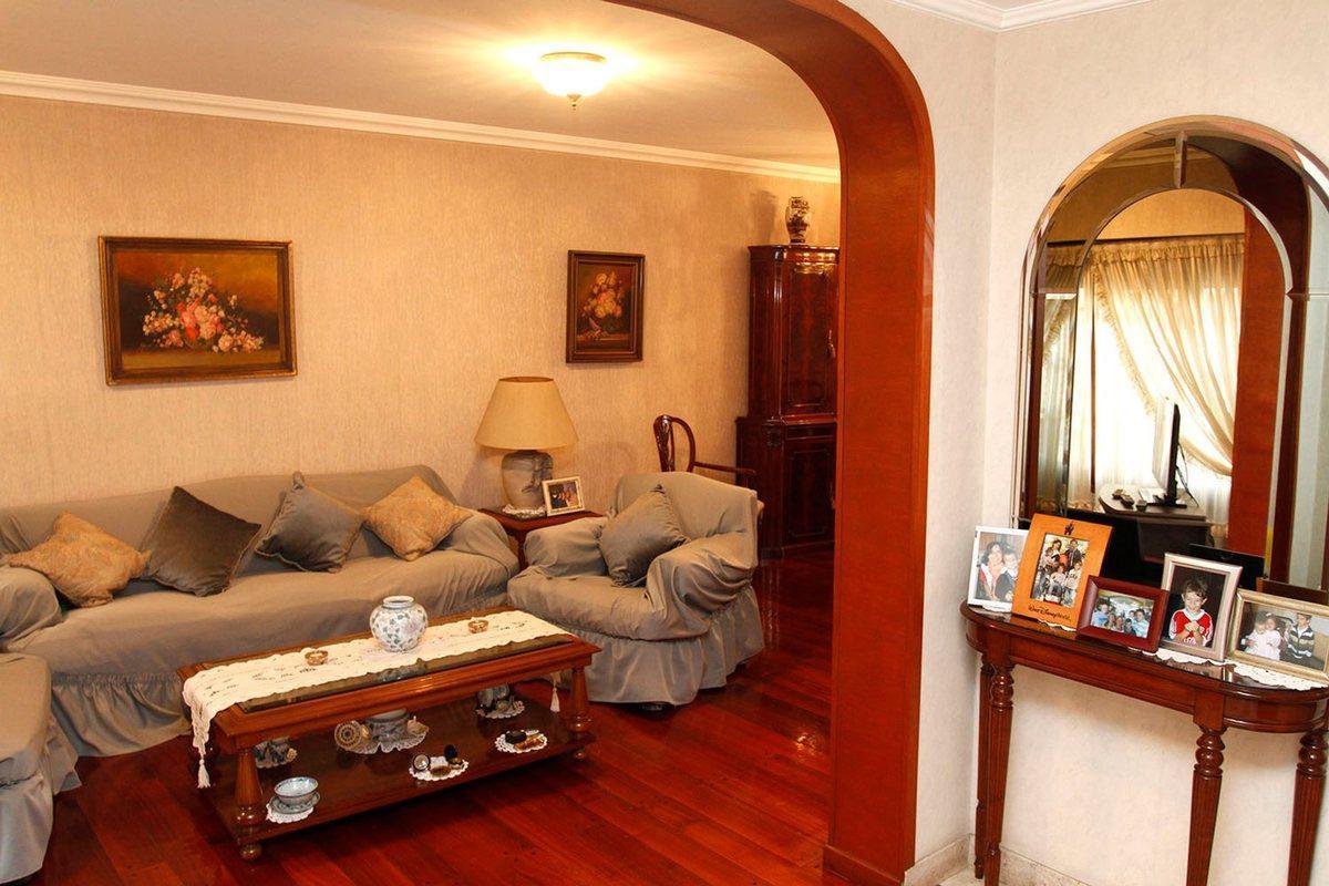 Foto de CASA 5 AMBIENTES EN VENTA EN SAN CRISTOBAL C/PARQU, imagen 5
