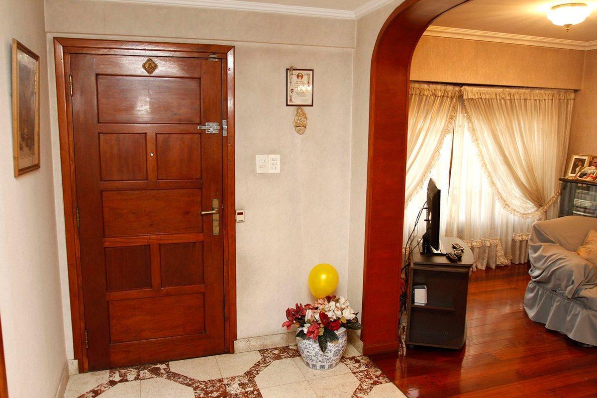 Foto de CASA 5 AMBIENTES EN VENTA EN SAN CRISTOBAL C/PARQU, imagen 1