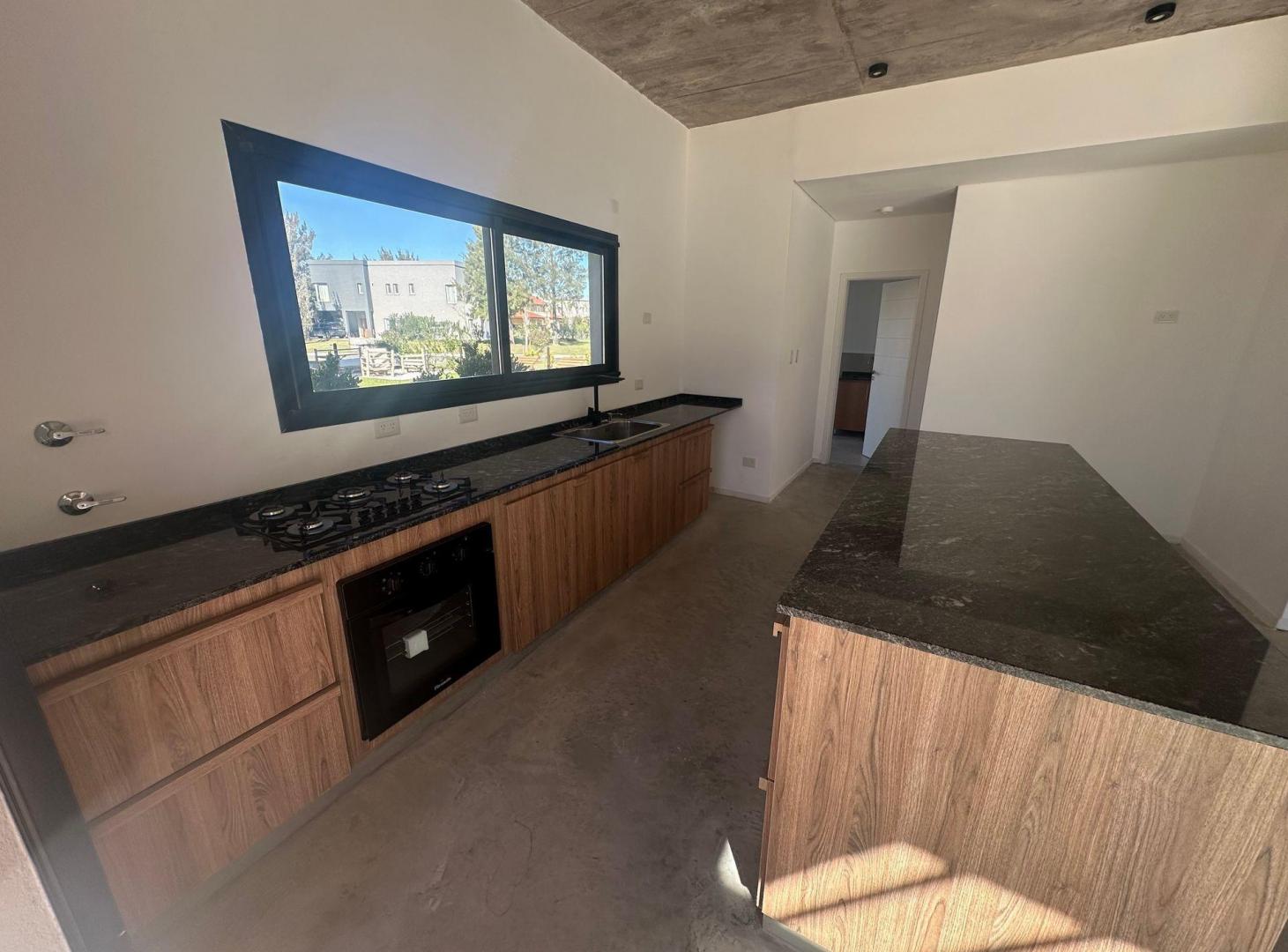 Foto de CASA A ESTRENAR C/PILETA PRINCIPADO SAN VICENTE, imagen 3