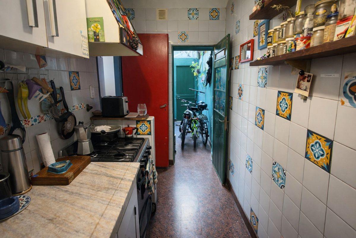Foto de VENTA PH 3 AMB SIN EXPENSAS C/TERRAZA APTO CREDITO, imagen 4