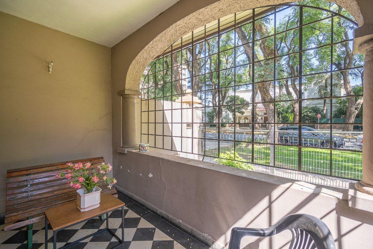 Foto de Venta Casa de Estilo en Av. Melián Belgrano R, imagen 3