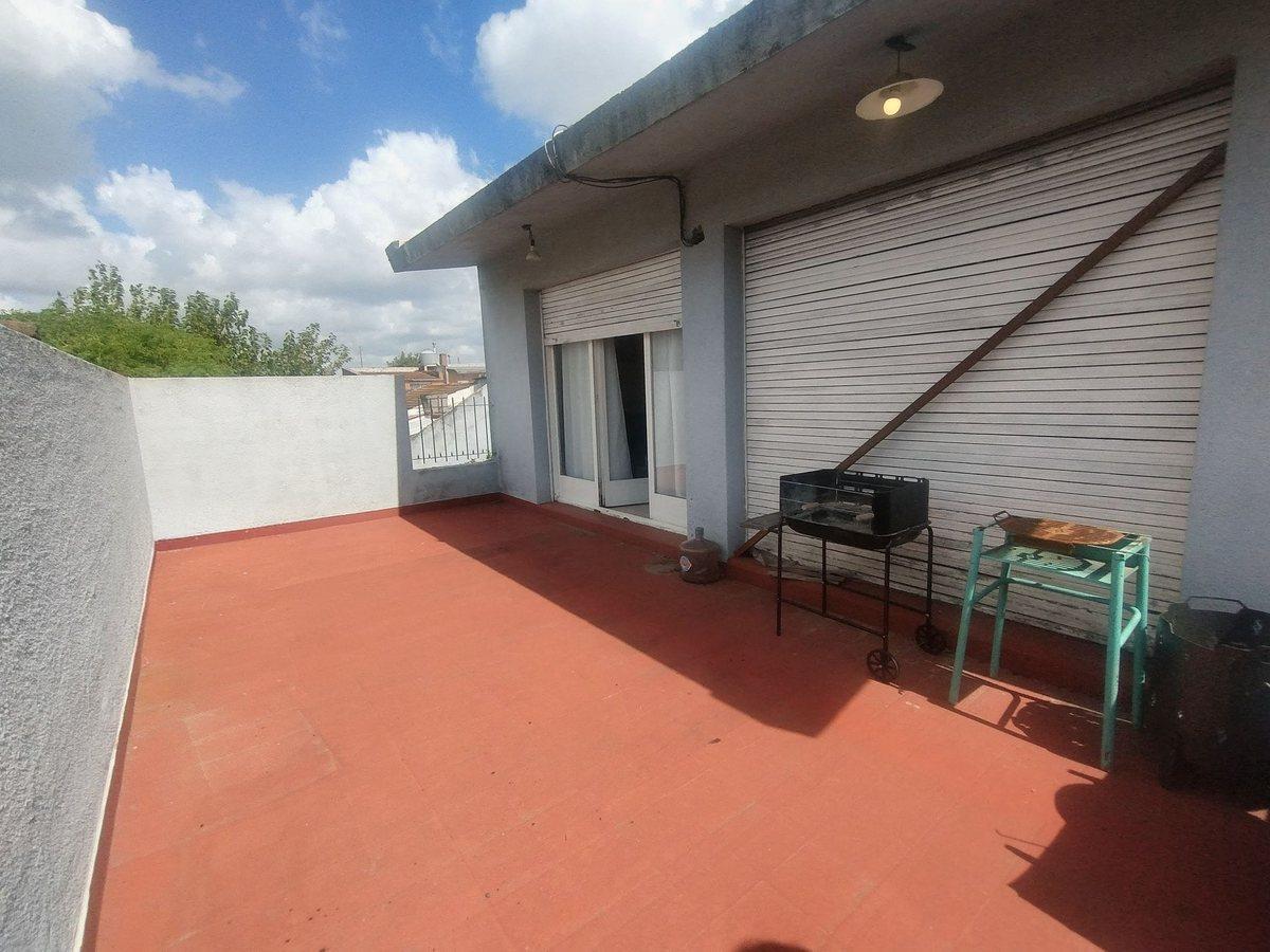 Foto de Casa, Venta, 2 Familias, Cochera, Local, Merlo, imagen 1