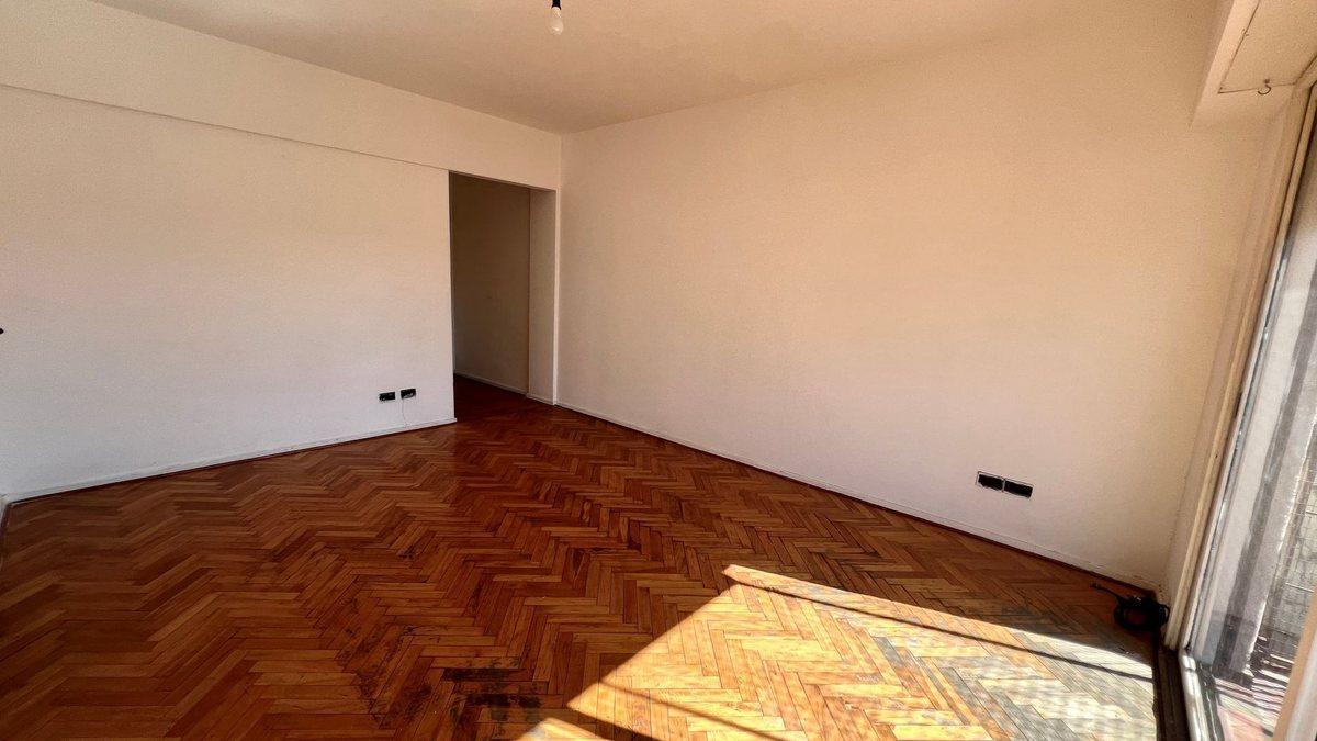 Foto de Departamento en venta 3amb muy luminoso Floresta, imagen 3