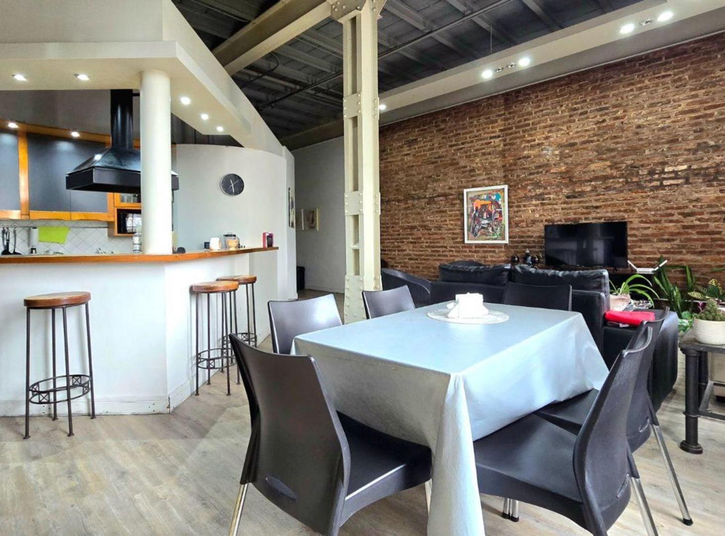 Foto de VENTA DEP.4 AMB. C/COCHERA EN LOS SILOS DE DORREGO, imagen 5