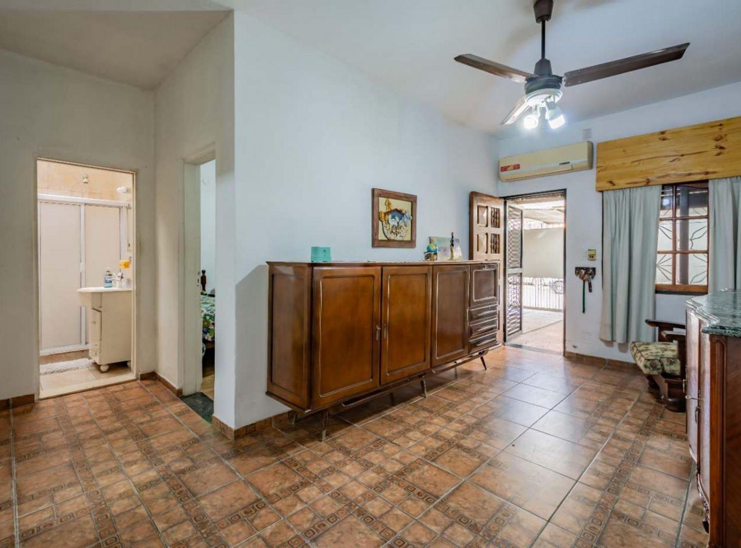 Foto de Venta Casa de 5 ambientes con parque - Merlo, imagen 4
