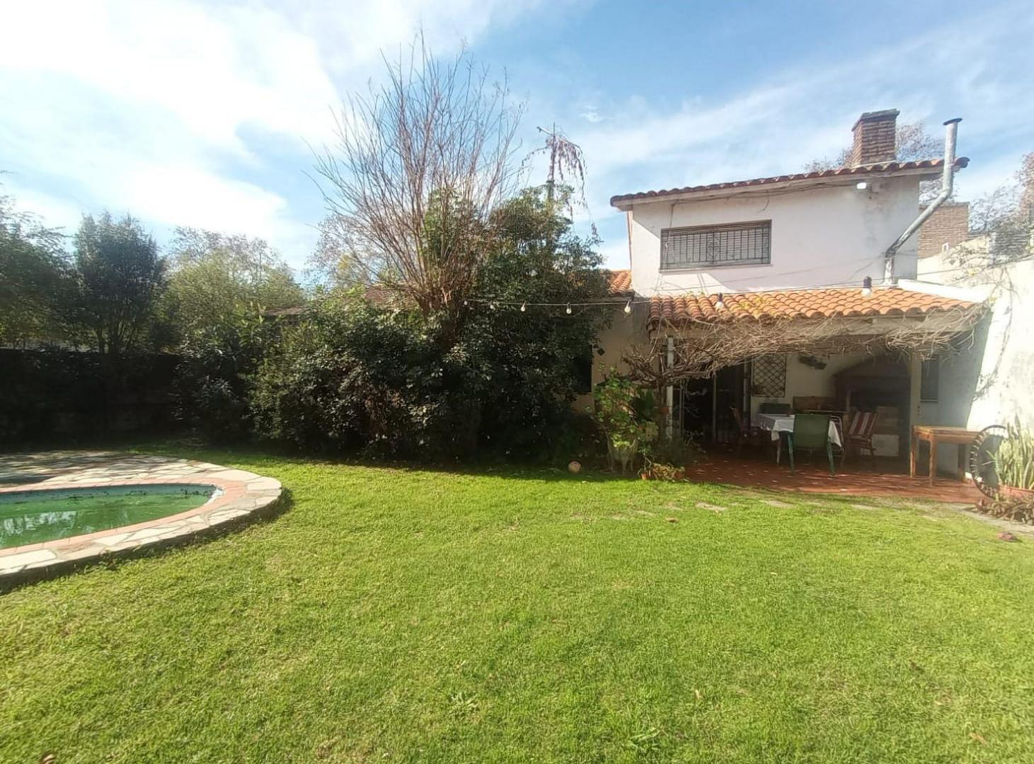 Foto de TERRENO EN VENTA DOBLE FRENTE LOMAS DE ZAMORA, imagen 2