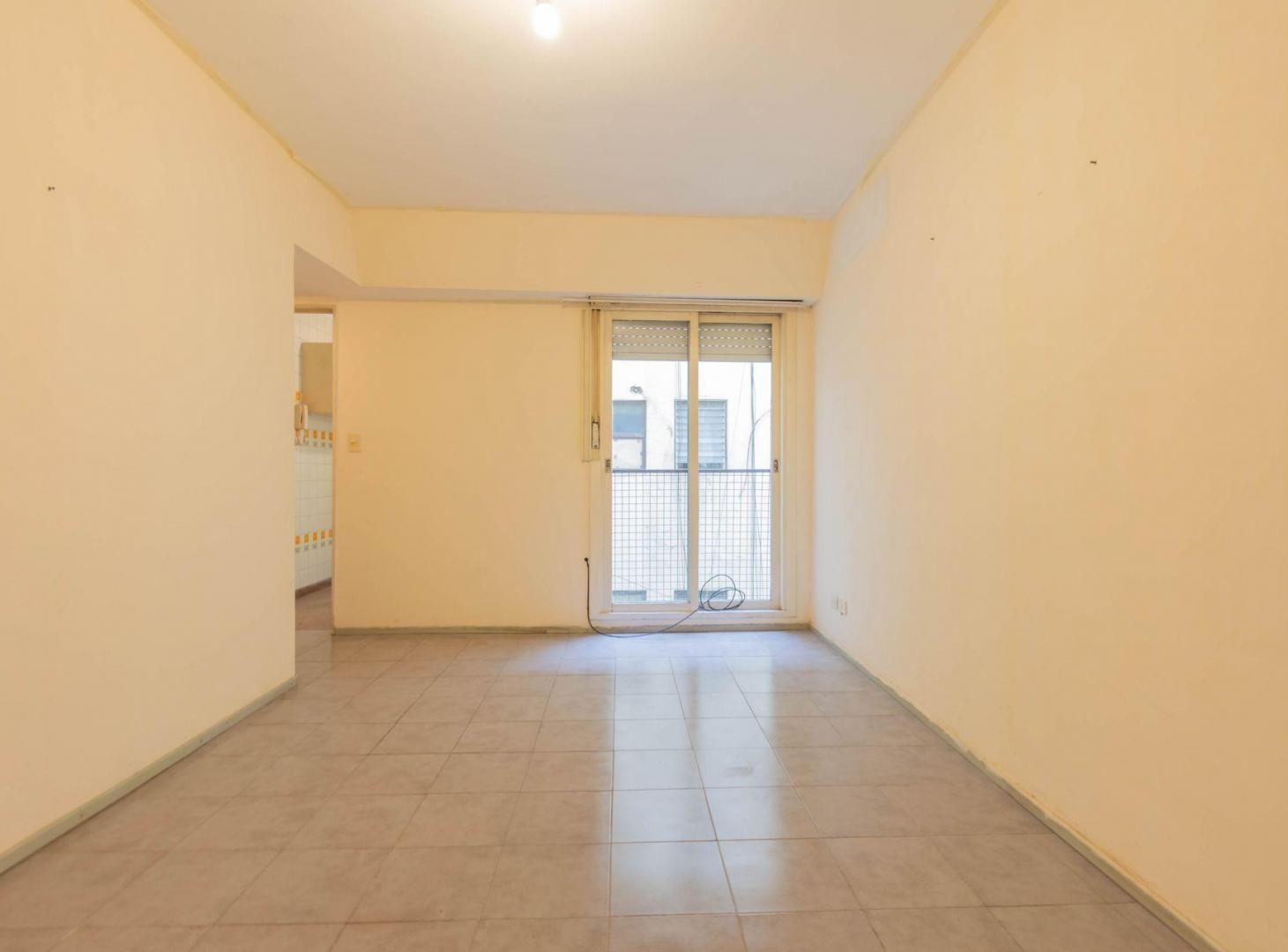 Foto de Venta Depto 2 ambientes con cochera San Nicolas, imagen 1