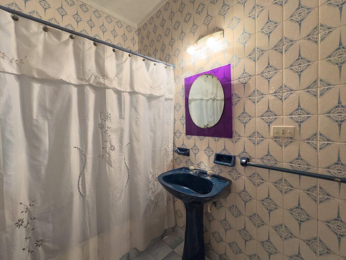 Foto de Casa familiar con Jardín, quincho. Muy luminosa!!, imagen 1