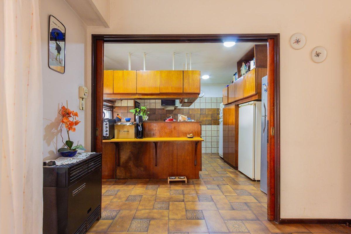 Foto de Casa familiar con Jardín, quincho. Muy luminosa!!, imagen 5