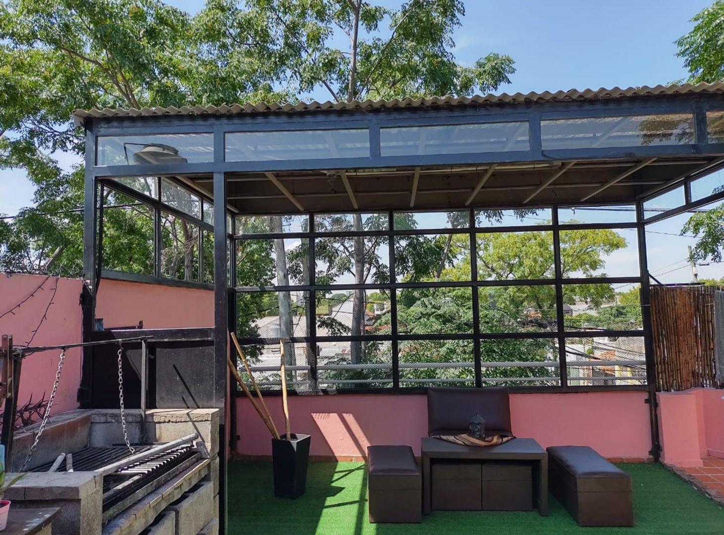 Foto de VENTA PH SIN EXPENSAS CON TERRAZA EN V. BALLESTER, imagen 1