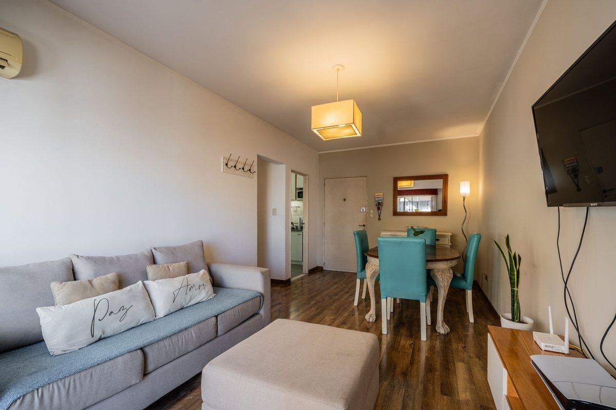 Foto de VENTA DEPARTAMENTO 3 AMB RENOVADO EN RECOLETA, imagen 3