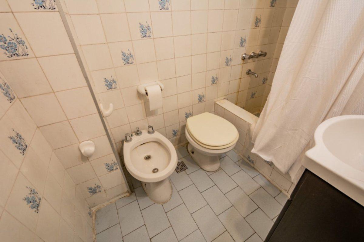 Foto de VENTA DEPARTAMENTO DE 3 AMBIENTES-PARQUE CHACABUCO, imagen 3