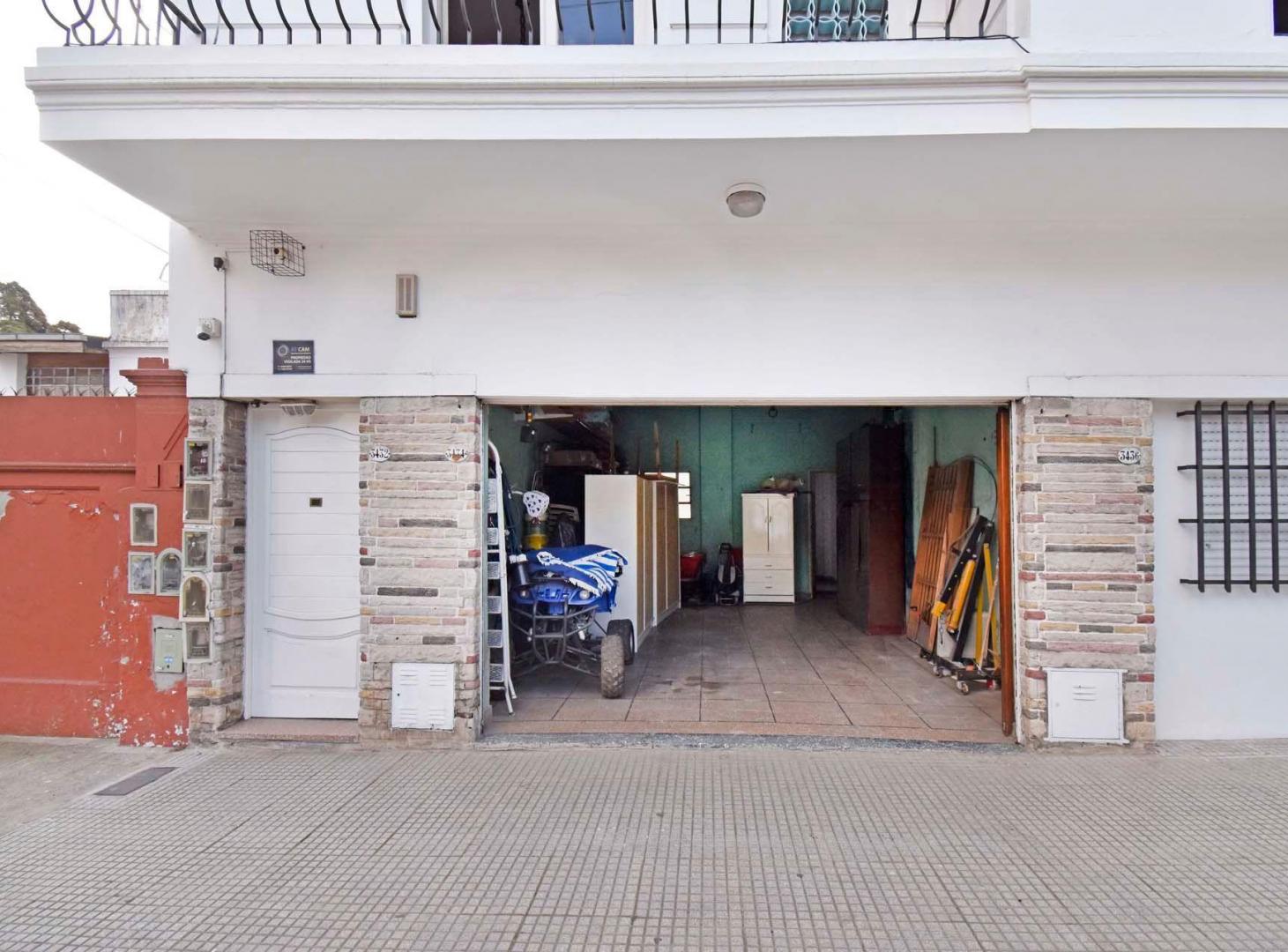 Foto de VILLA LUGANO VIVIENDA CON LOCAL O GARAG EN BLOCK, imagen 5