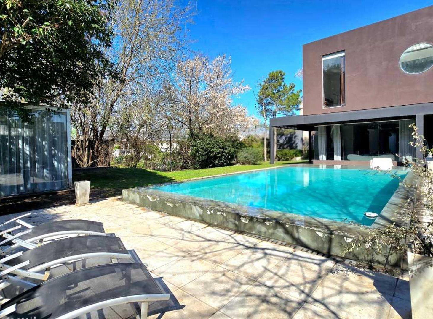 Foto de Venta casa 5 amb. Barrio La Montura, Pilar, imagen 1