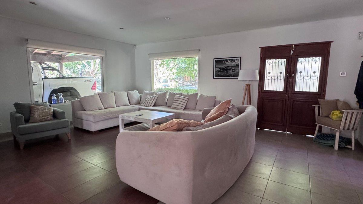 Foto de VENTA CASA 7 AMBIENTES BARRIO SAUSALITO PILAR, imagen 2