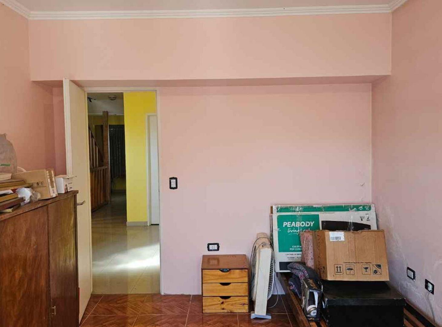 Foto de Casa 6 ambientes con pileta quincho y parrilla, imagen 4