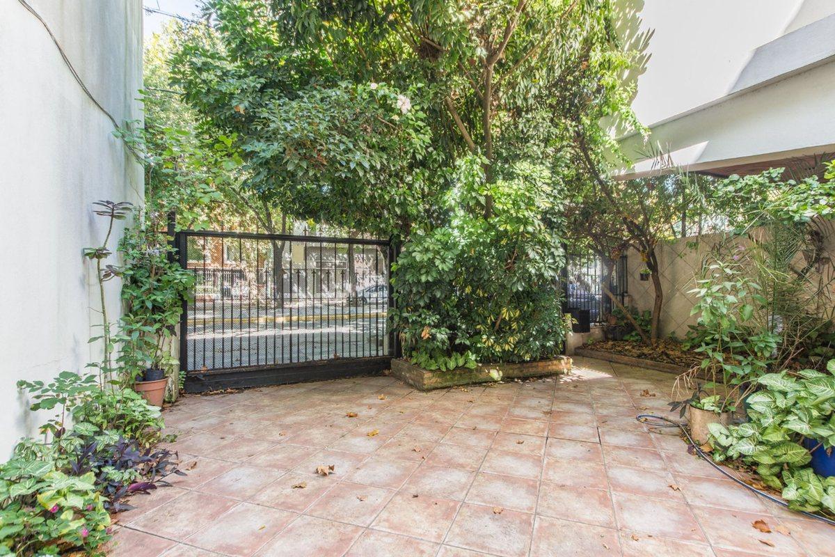 Foto de Venta casa en Belgrano/Nuñez con pileta y cochera, imagen 1