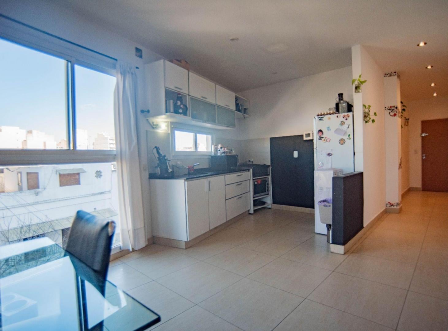 Foto de Departamento 3 ambientes Venta Monte Castro, imagen 2