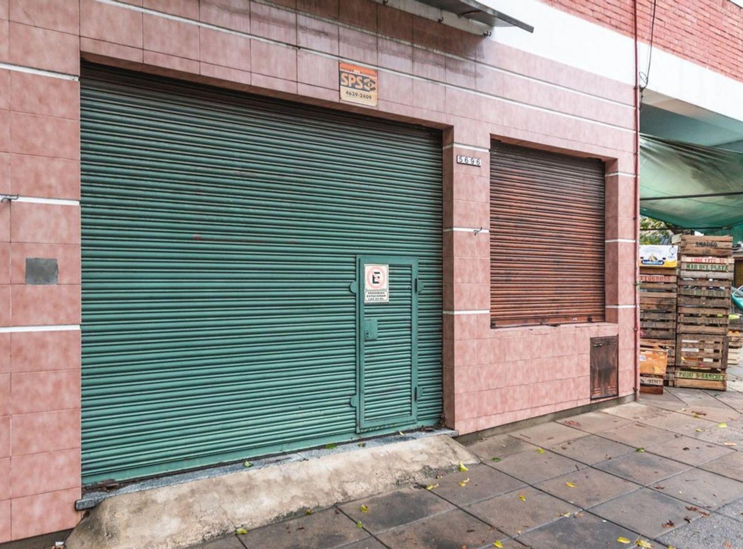 Foto de ALQUILER LOCAL Comercial a la calle VIlla Urquiza, imagen 5