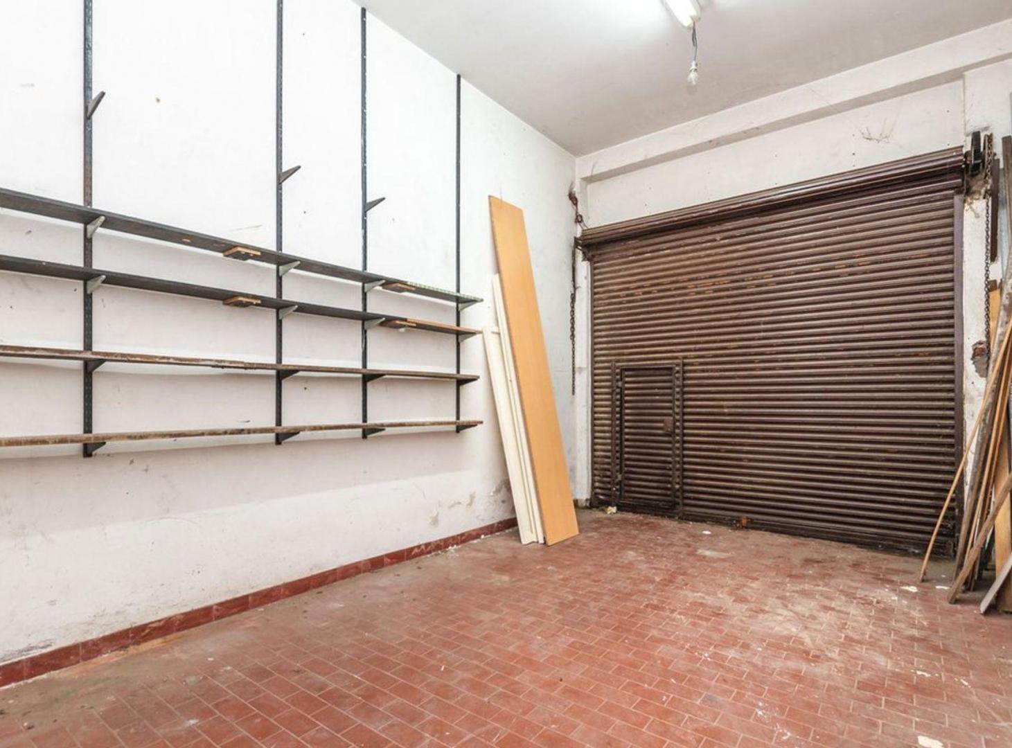 Foto de ALQUILER LOCAL Comercial a la calle VIlla Urquiza, imagen 1