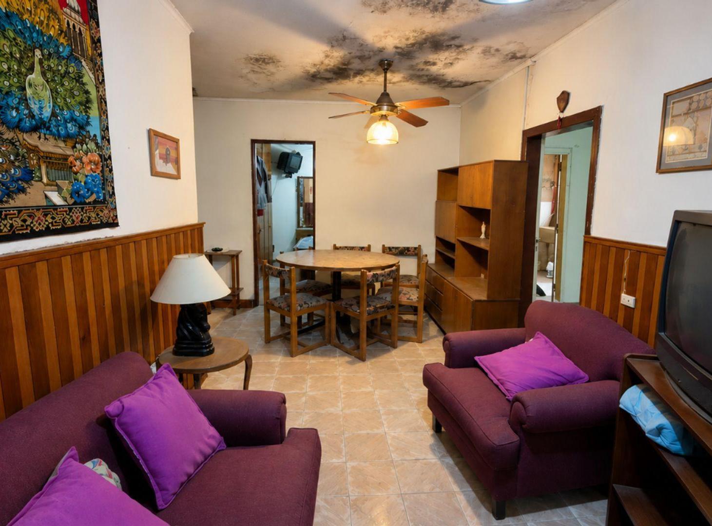 Foto de VENTA CASA MULTIFAMILIAR CON COCHERA LANUS OESTE, imagen 4