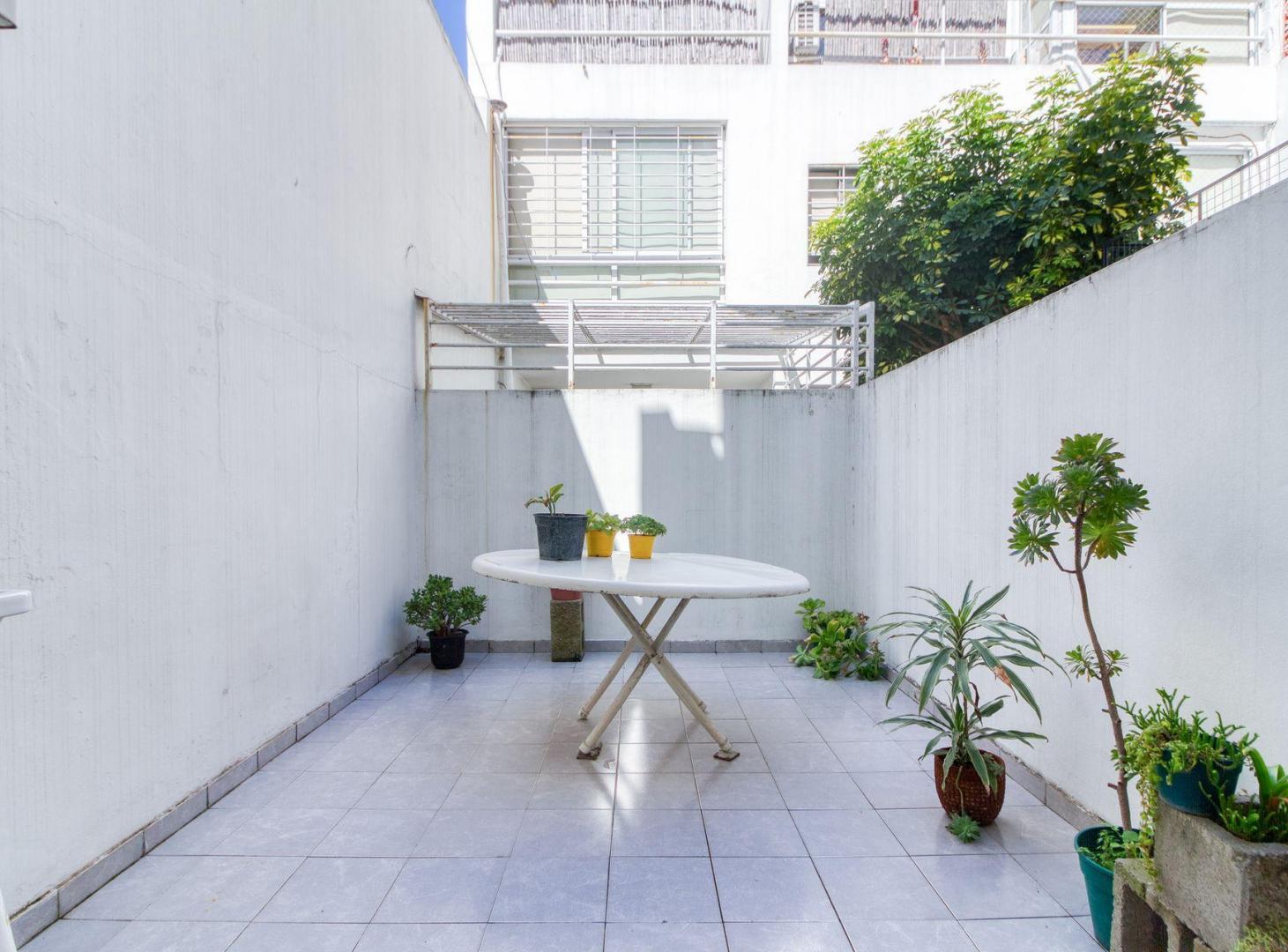 Foto de VENTA PH DE 2 AMBIENTES CON PATIO - VILLA URQUIZA, imagen 2