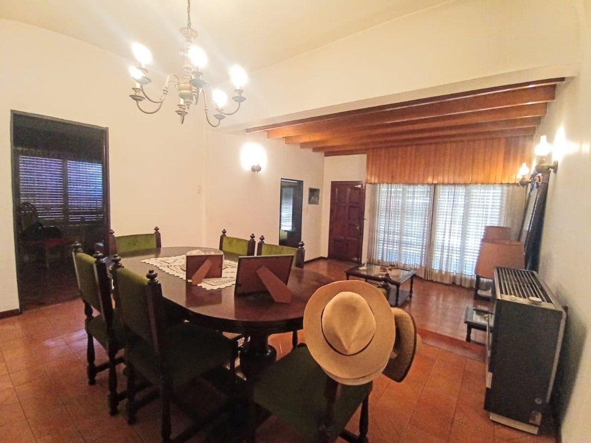 Foto de CASA CHALET 5 AMB WILDE ESTE, imagen 1