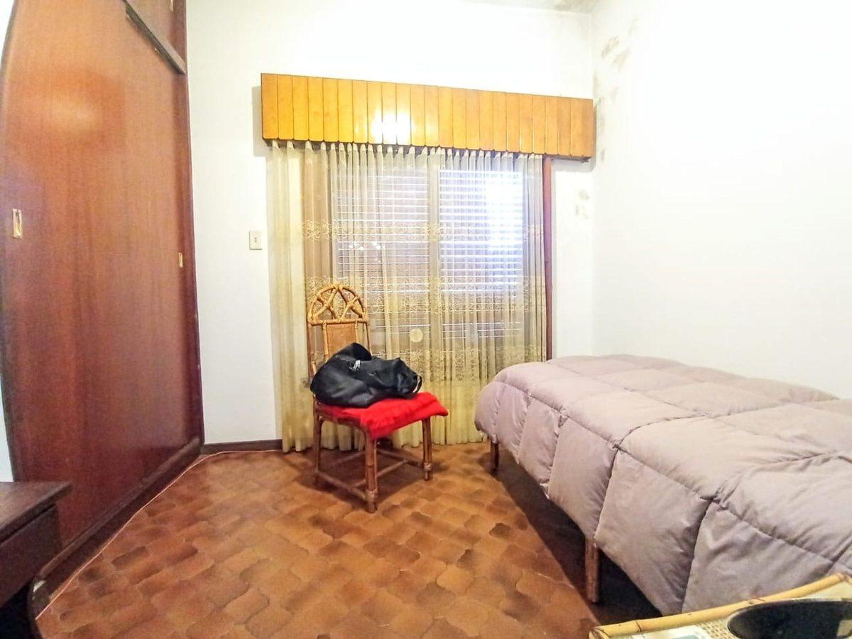 Foto de CASA CHALET 5 AMB WILDE ESTE, imagen 3